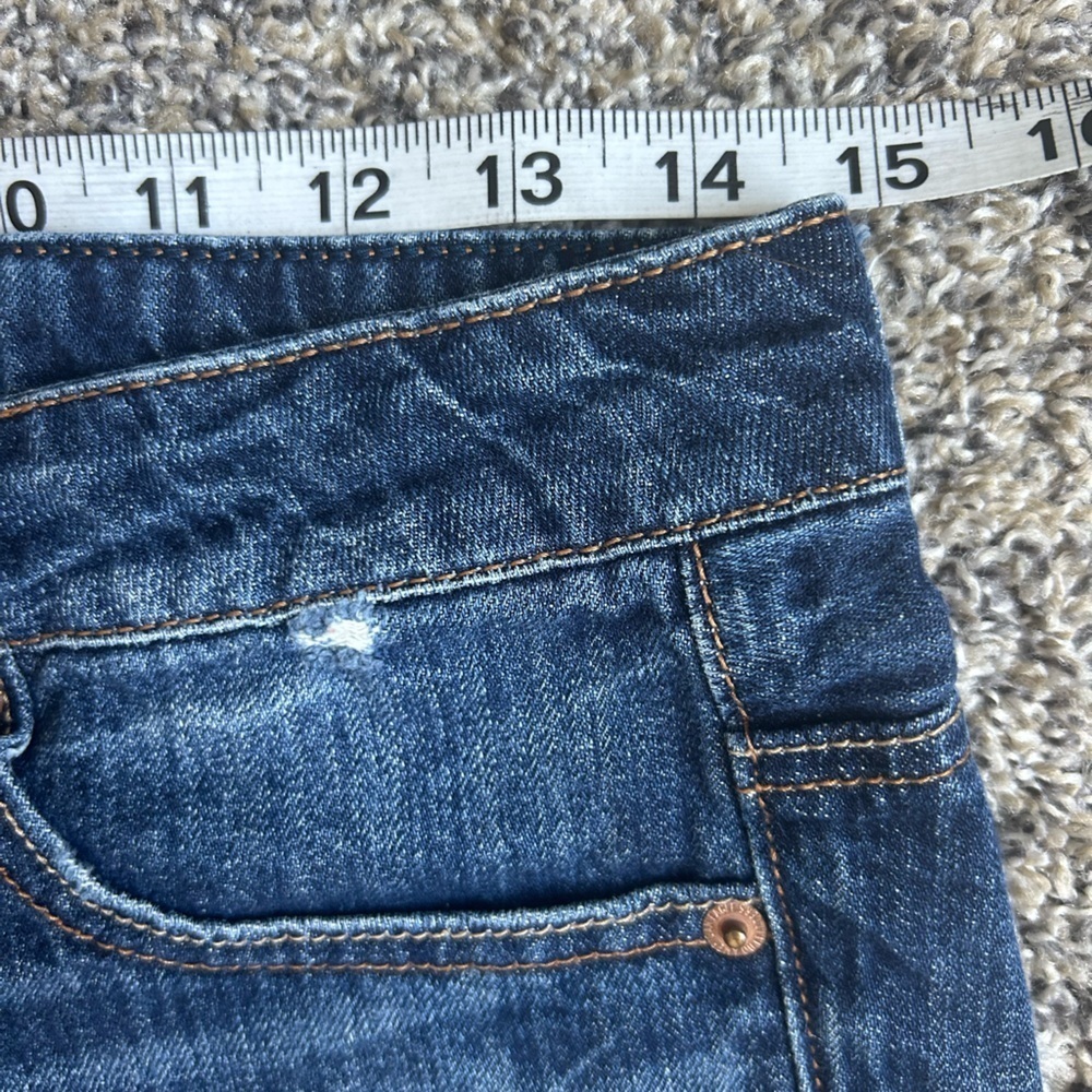 American Eagle Women’s Distressed Jean Shorts size 0 - Picture 4 of 6